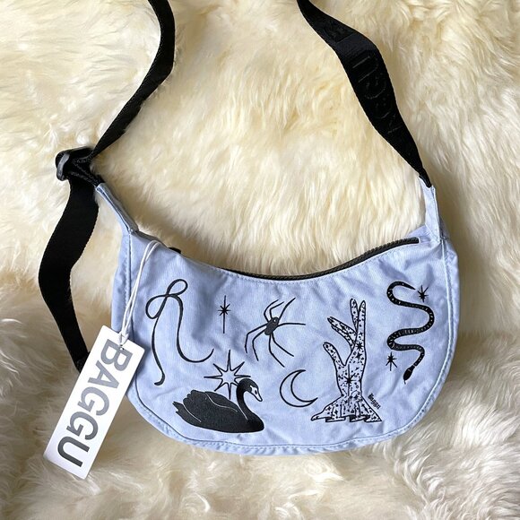 NWT Baggu Small Crescent Bag - Embroidered Ballet Icons - Picture 2 of 5